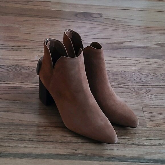 Blondo Tanner Boots Womens 9.5 Waterproof Block Heel Ankle Winter Bootie - Picture 3 of 12